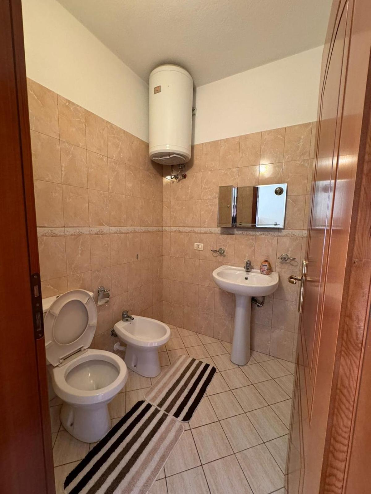 Sol Central Apartament Durrës Buitenkant foto